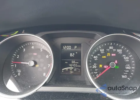 2016 Volkswagen Jetta 1.8T Sport из США, поврежденный, VIN 3VWD17AJ4GM296210